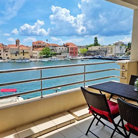 Mitra Zonata Blue Apartman *