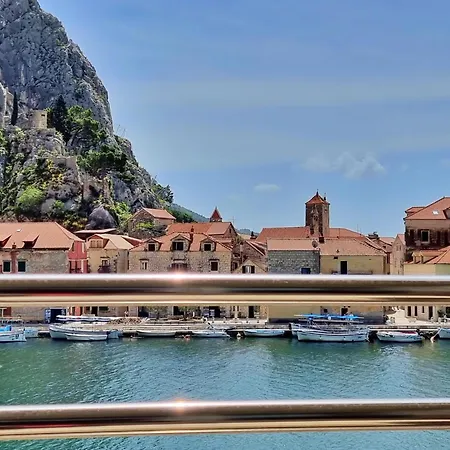 Mitra Zonata Blue Apartman Omis