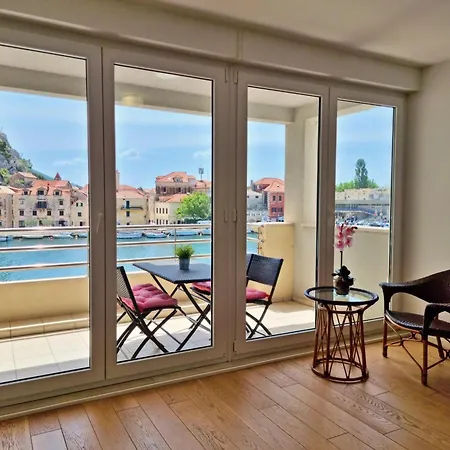 Mitra Zonata Blue Apartman