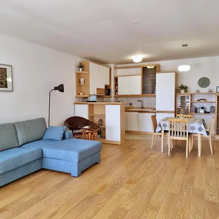 Mitra Zonata Blue Omis