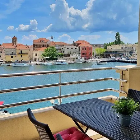 Mitra Zonata Blue * Omiš