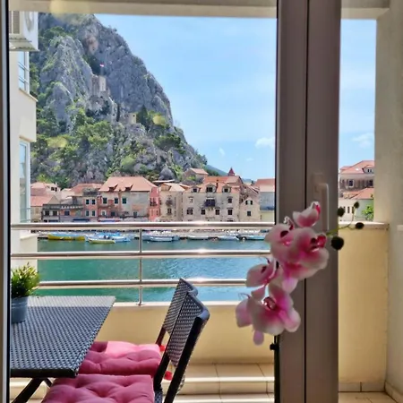 Διαμέρισμα Mitra Zonata Blue