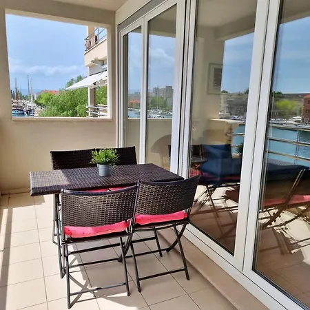 Mitra Zonata Blue * Omiš