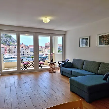 Mitra Zonata Blue Apartament *