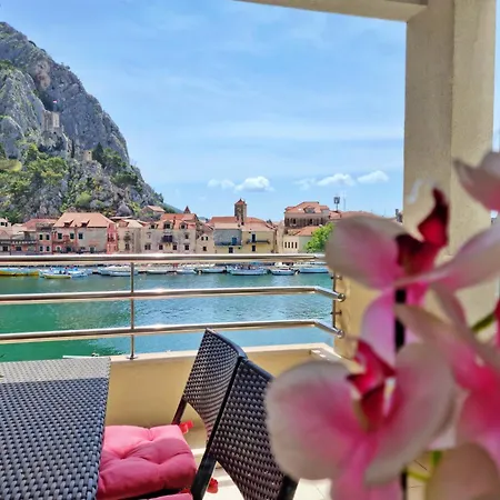 Διαμέρισμα Mitra Zonata Blue